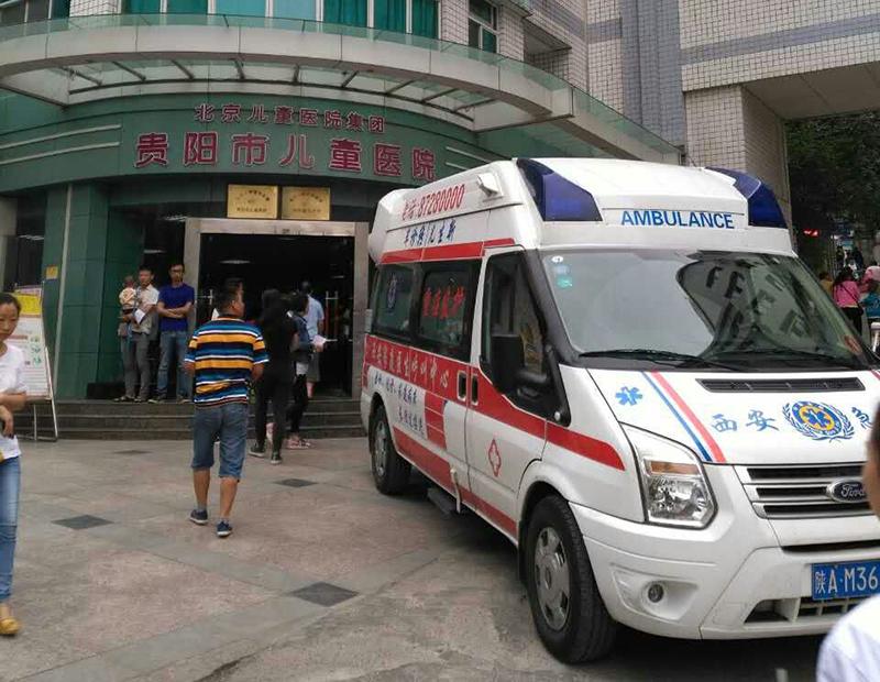 蓝山县救护车转院